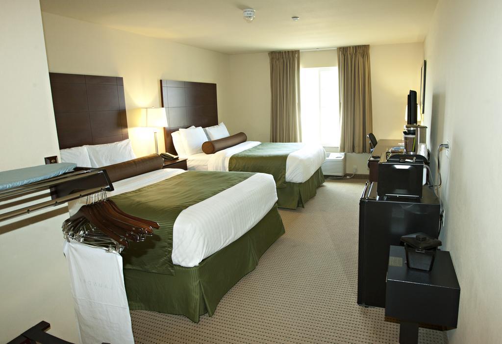 Cobblestone Inn & Suites - Langdon Dış mekan fotoğraf