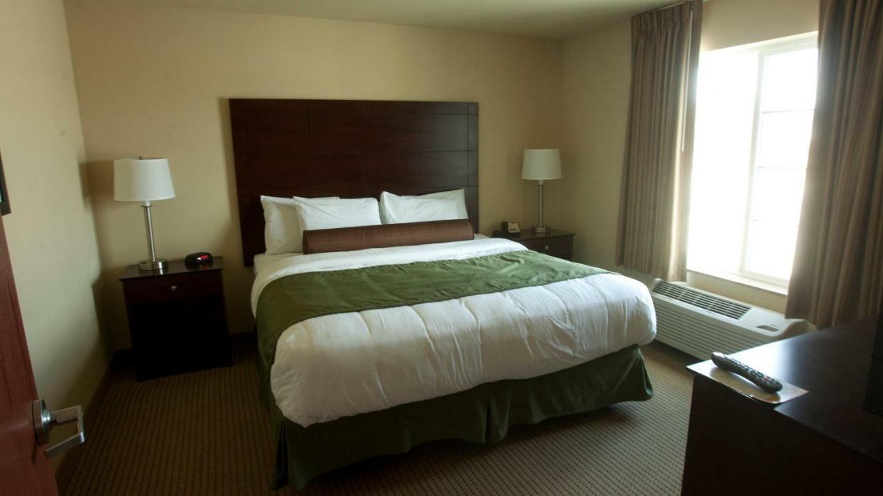 Cobblestone Inn & Suites - Langdon Dış mekan fotoğraf